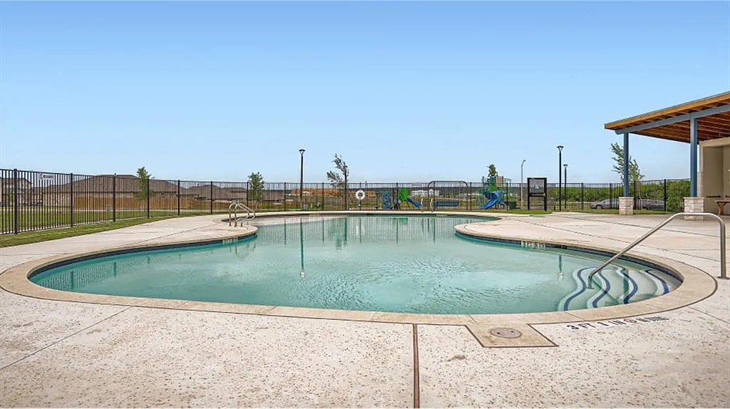 121 Tofalla Kyle, TX 78640 - Photo 34 of 37