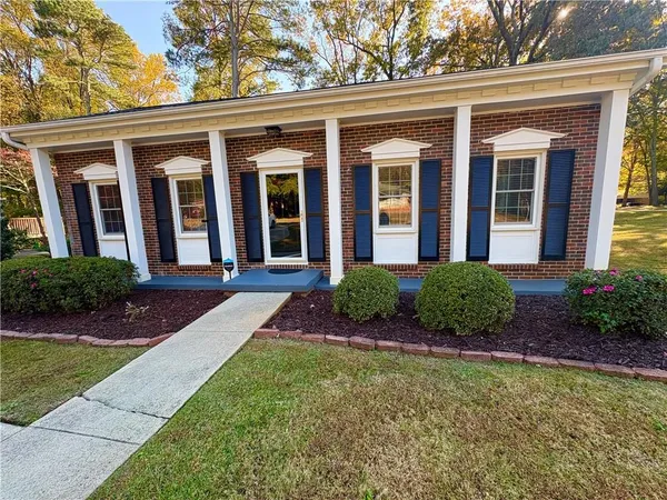 $339,900 | 2805 Homeland Drive, Atlanta, GA 30360
