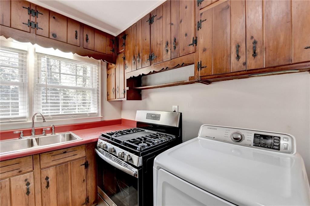 2805 Homeland Drive Atlanta, GA 30360 - Photo 15 of 45