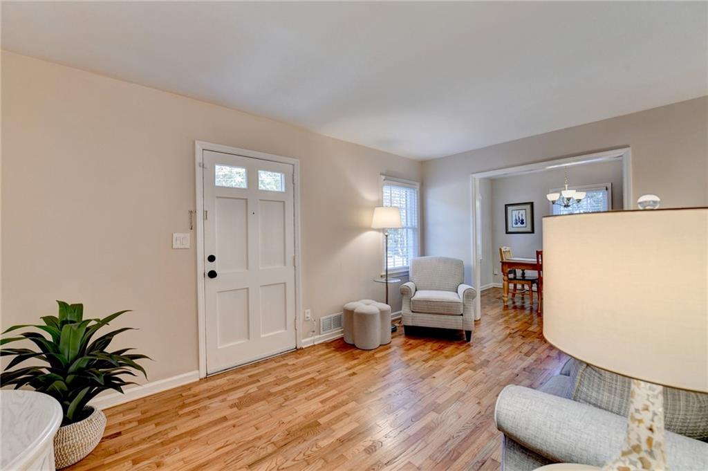 2805 Homeland Drive Atlanta, GA 30360 - Photo 7 of 45