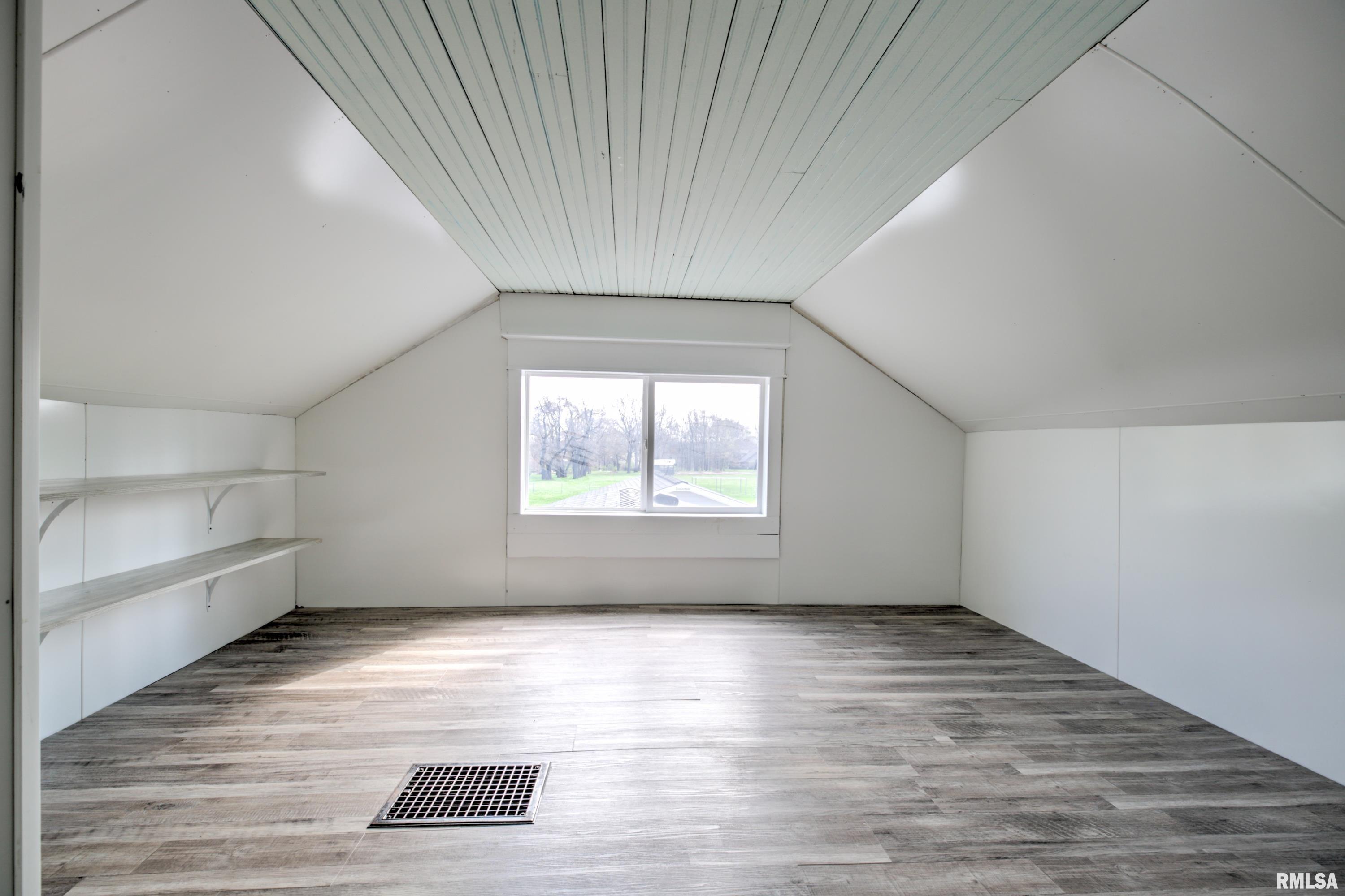 913 Springfield Road East Peoria, IL 61611 - Photo 33 of 60