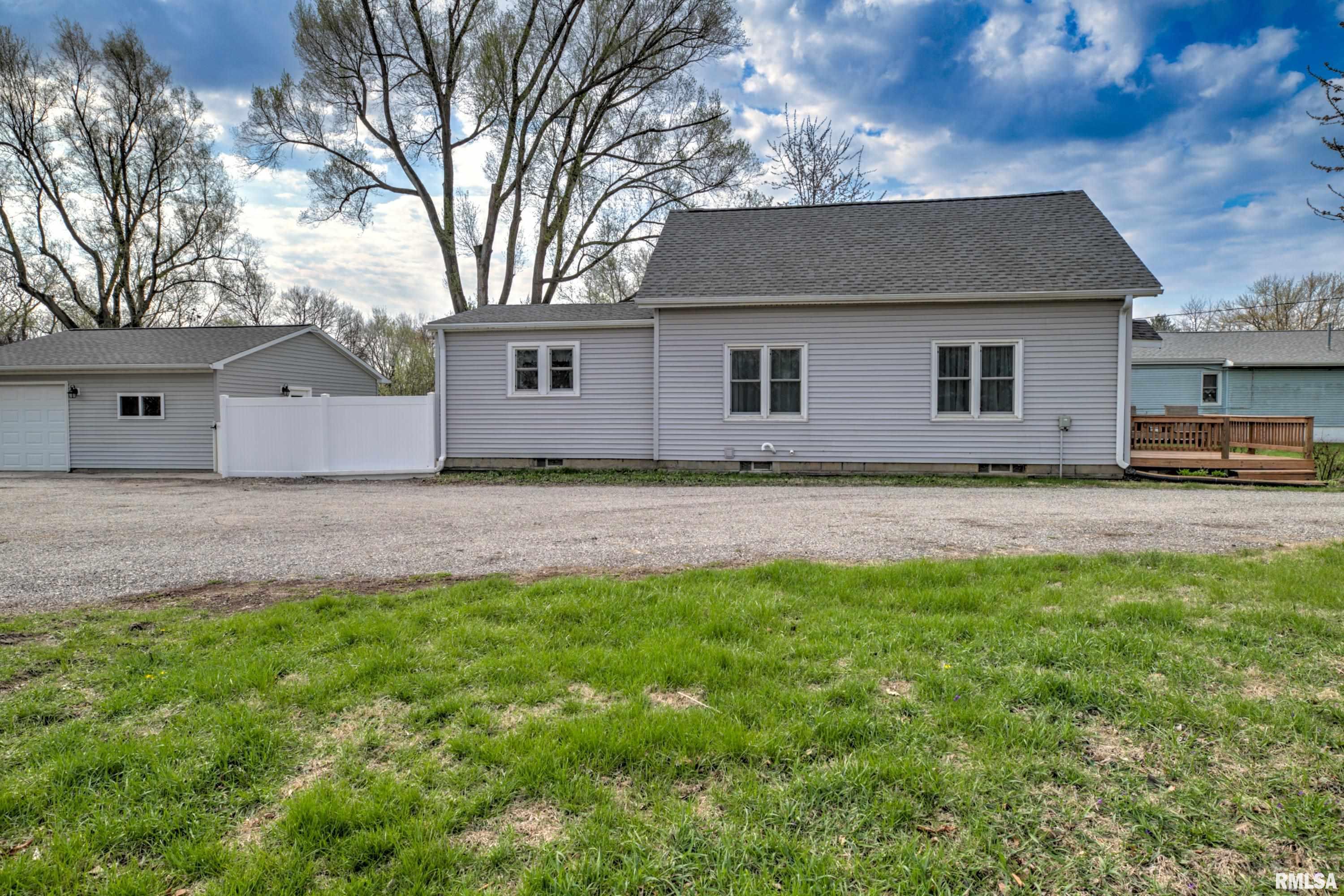 913 Springfield Road East Peoria, IL 61611 - Photo 42 of 60