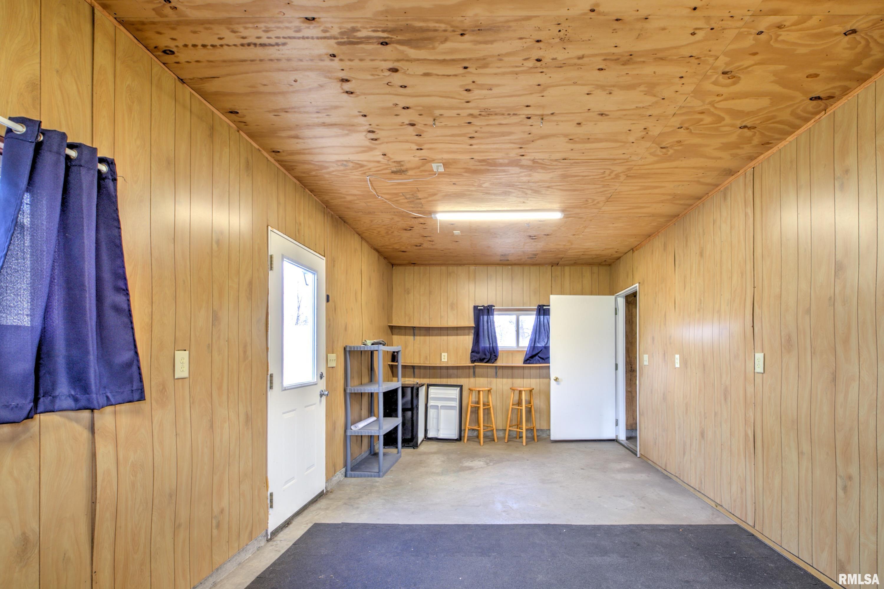 913 Springfield Road East Peoria, IL 61611 - Photo 46 of 60