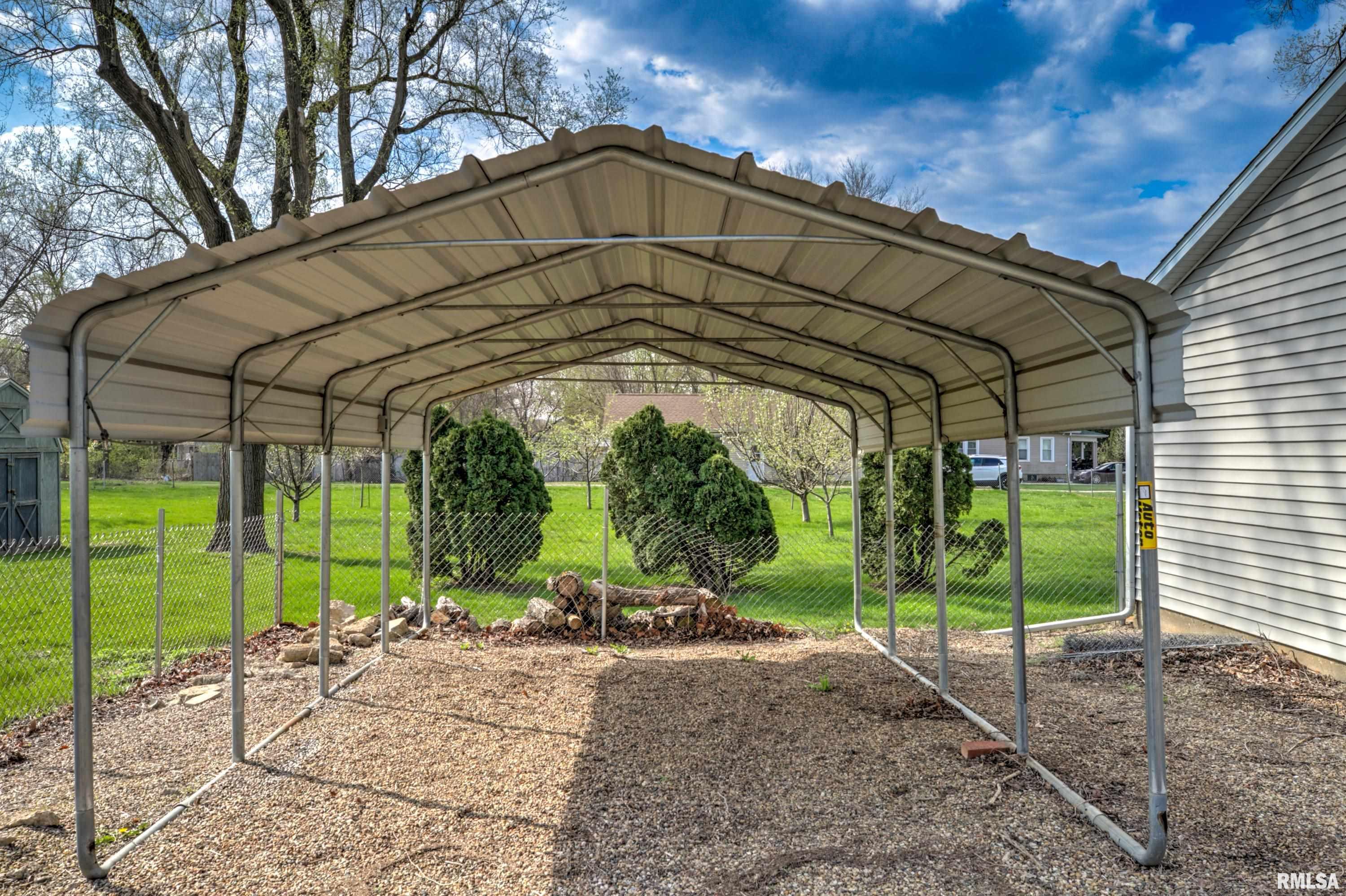 913 Springfield Road East Peoria, IL 61611 - Photo 48 of 60