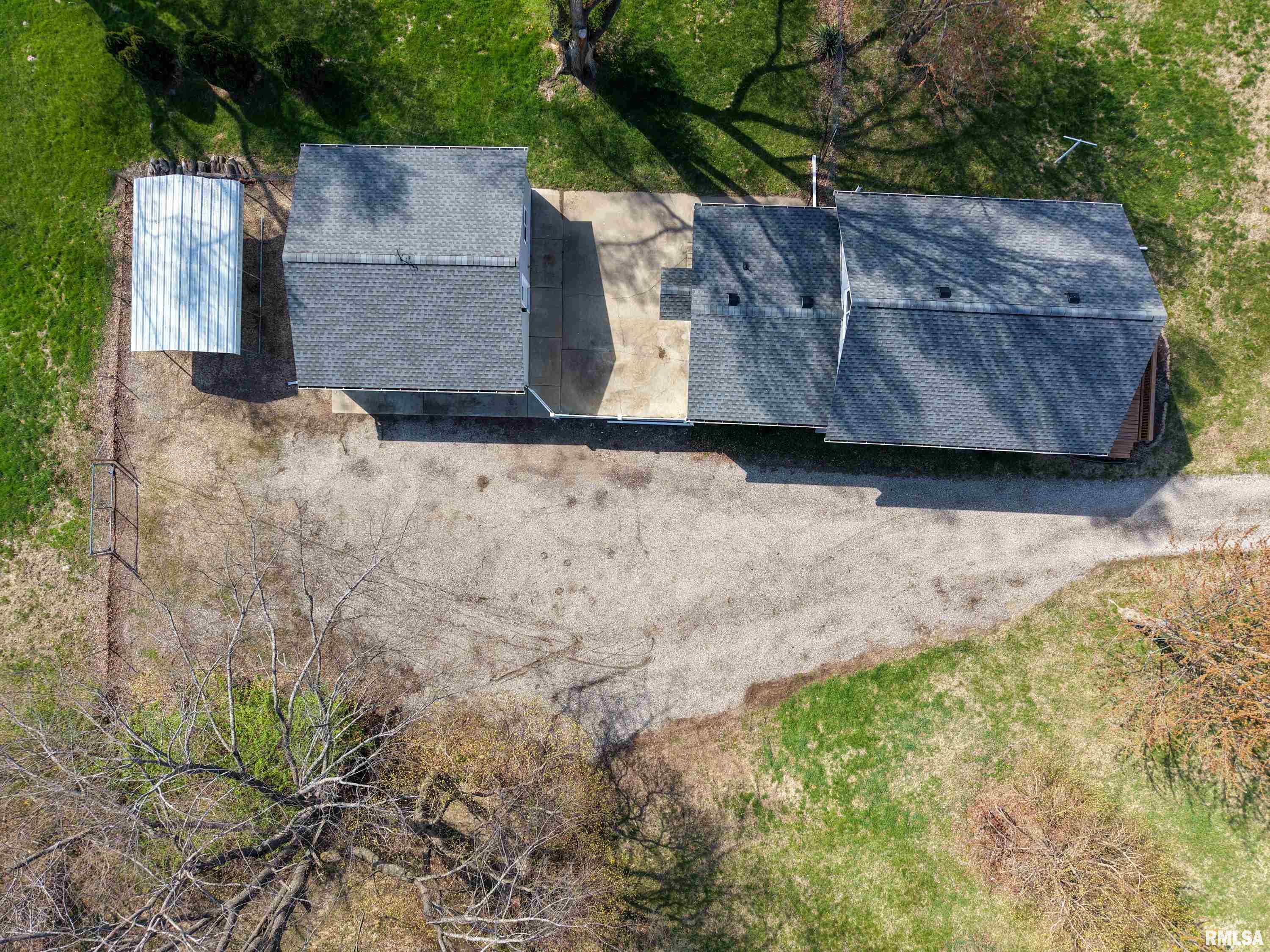 913 Springfield Road East Peoria, IL 61611 - Photo 49 of 60