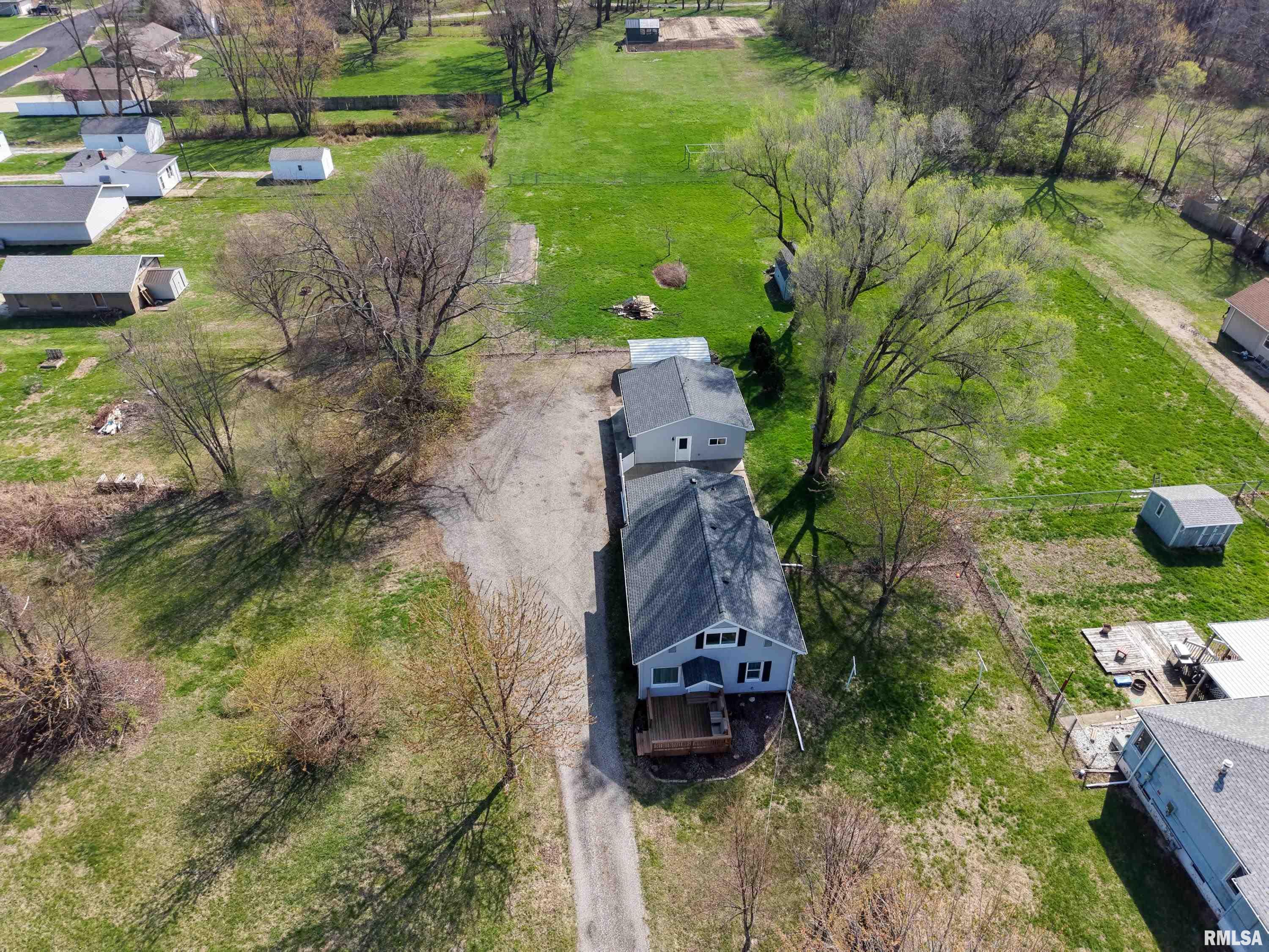 913 Springfield Road East Peoria, IL 61611 - Photo 52 of 60