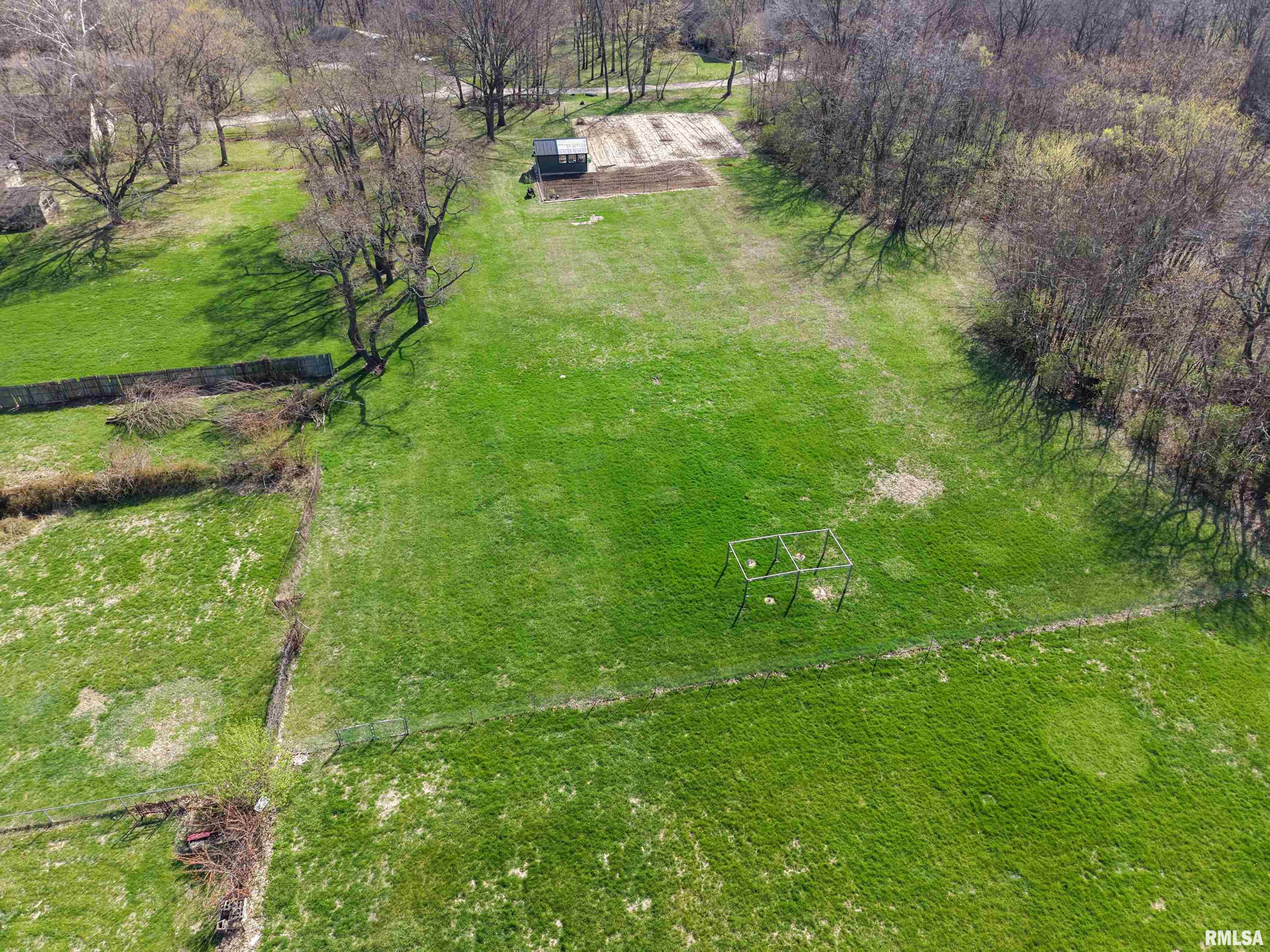 913 Springfield Road East Peoria, IL 61611 - Photo 56 of 60