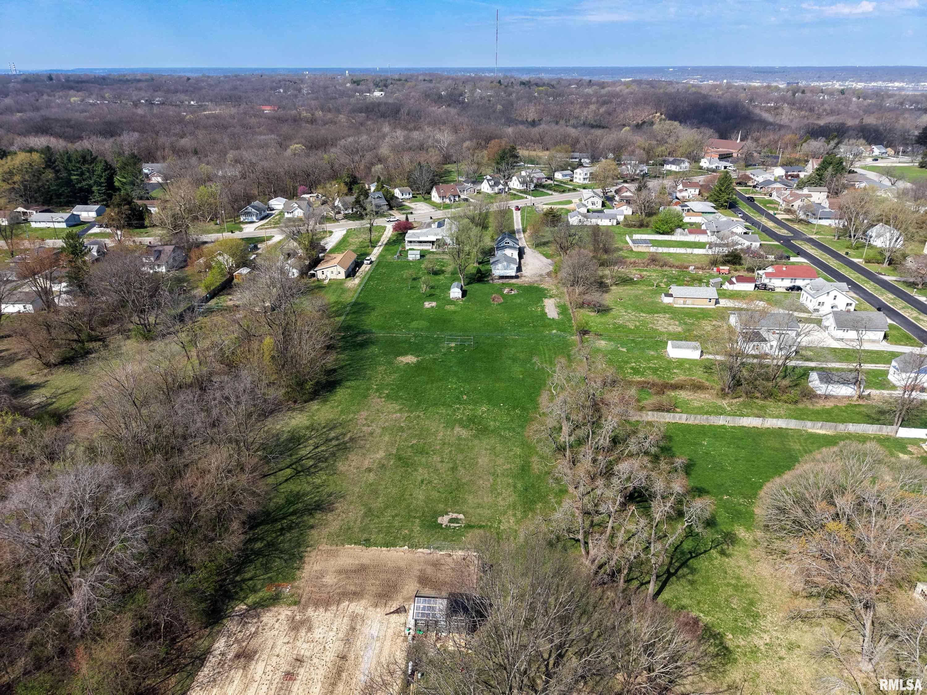 913 Springfield Road East Peoria, IL 61611 - Photo 58 of 60