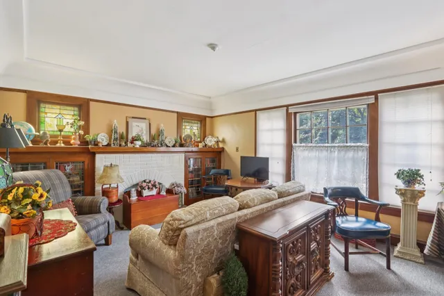 $464,900 | 4480 North Bartlett Avenue, Unit 4482, Shorewood, WI 53211