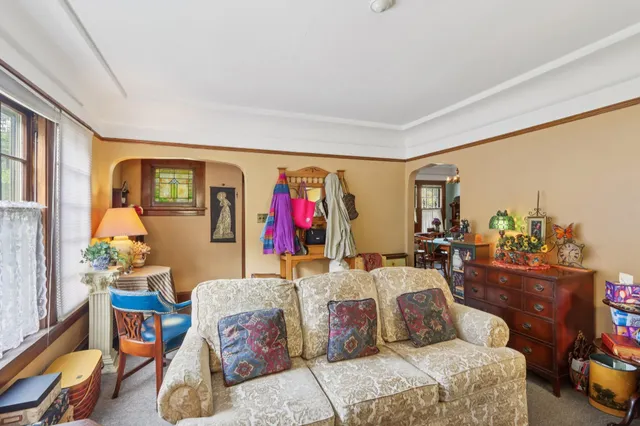 $464,900 | 4480 North Bartlett Avenue, Unit 4482, Shorewood, WI 53211