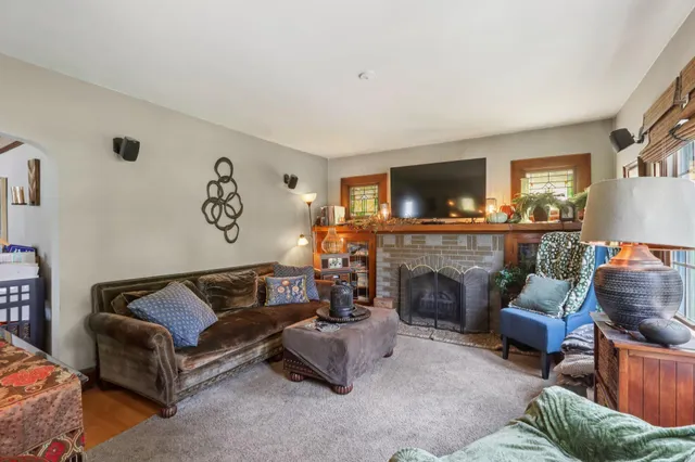 $464,900 | 4480 North Bartlett Avenue, Unit 4482, Shorewood, WI 53211