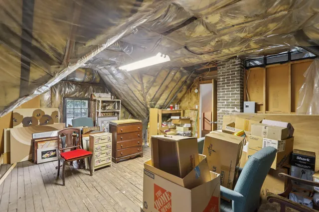 $464,900 | 4480 North Bartlett Avenue, Unit 4482, Shorewood, WI 53211