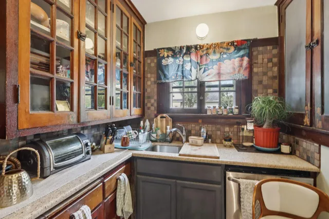 $464,900 | 4480 North Bartlett Avenue, Unit 4482, Shorewood, WI 53211