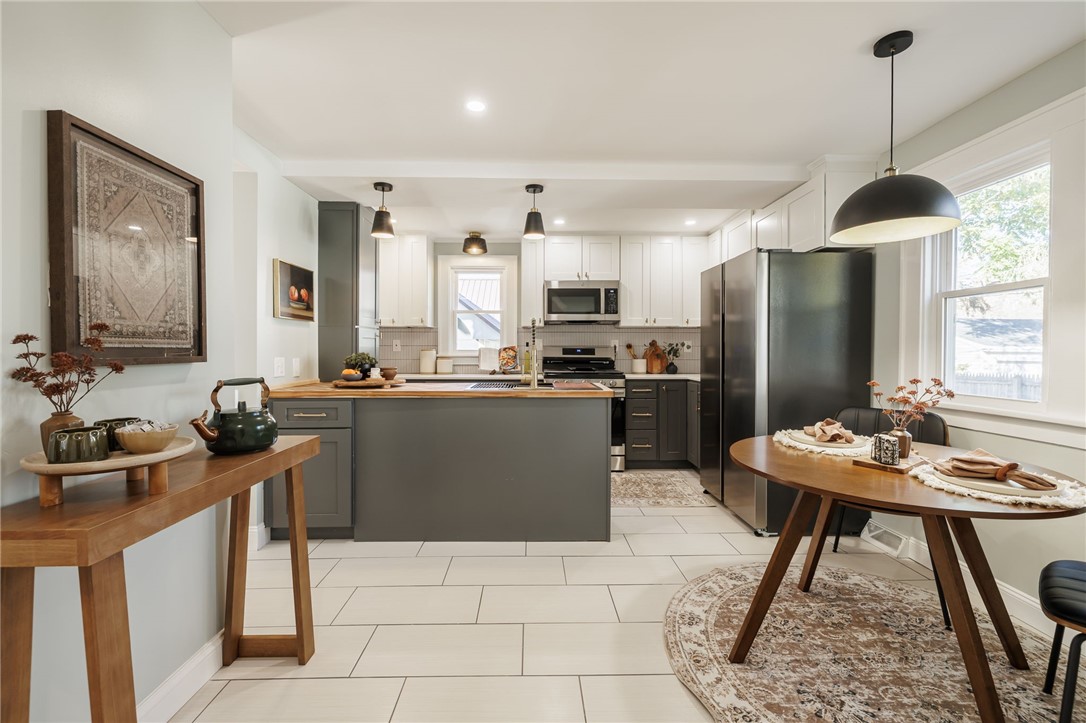 286 Spencer Road Irondequoit, NY 14609 - Photo 16 of 50