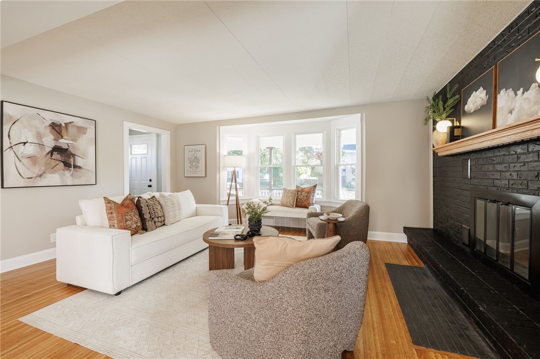 286 Spencer Road Irondequoit, NY 14609 - Photo 8 of 50