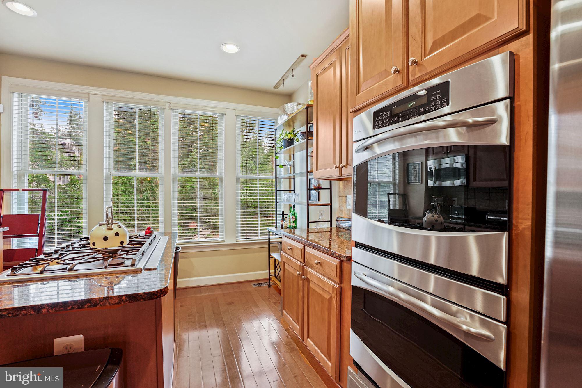 3308 Kemper Road Arlington, VA 22206 - Photo 8 of 38 Gallery Image 8