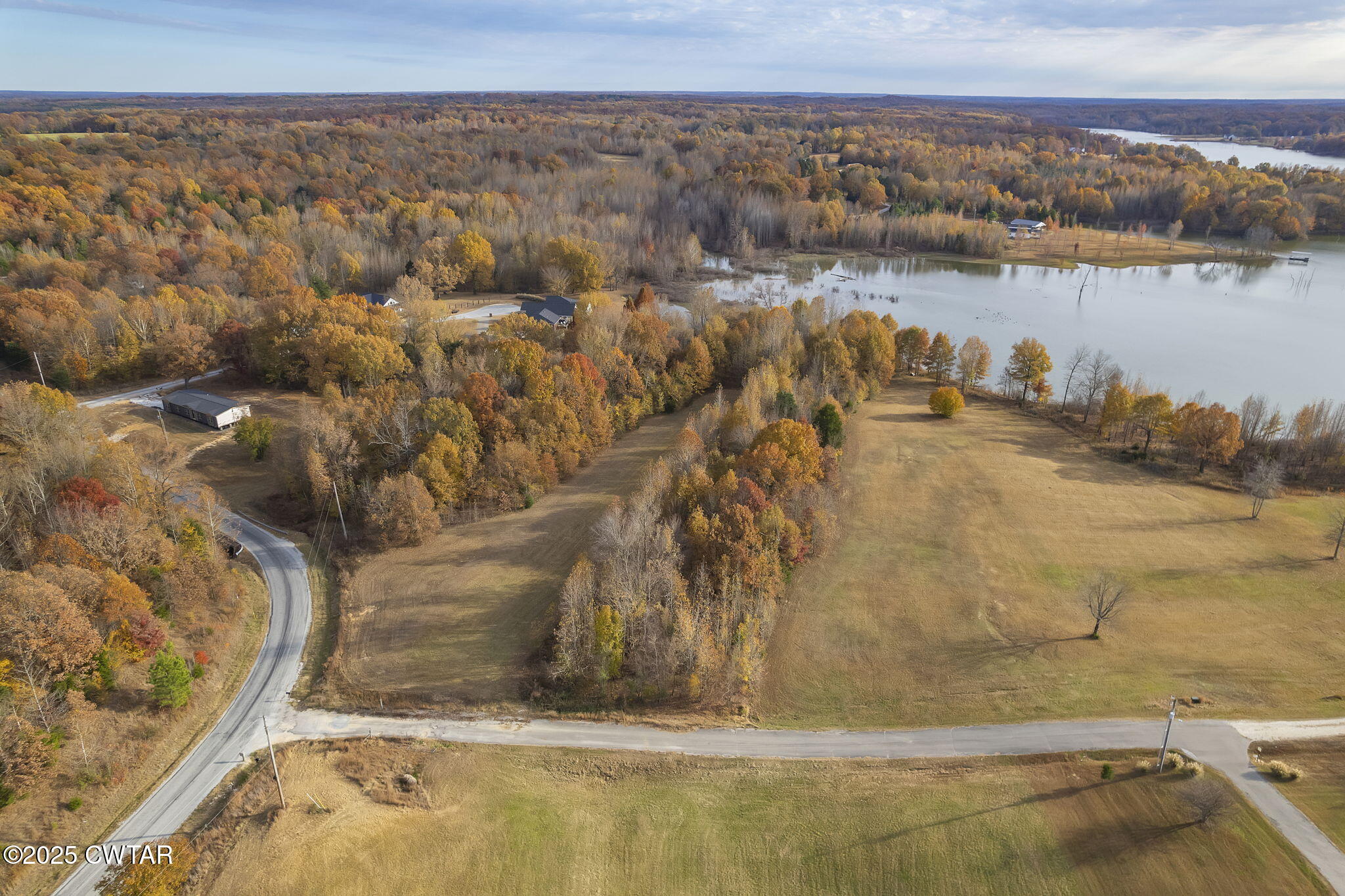 4 Vaughns Grove Road Trenton, TN 38382 - Photo 15 of 30 a view of lake