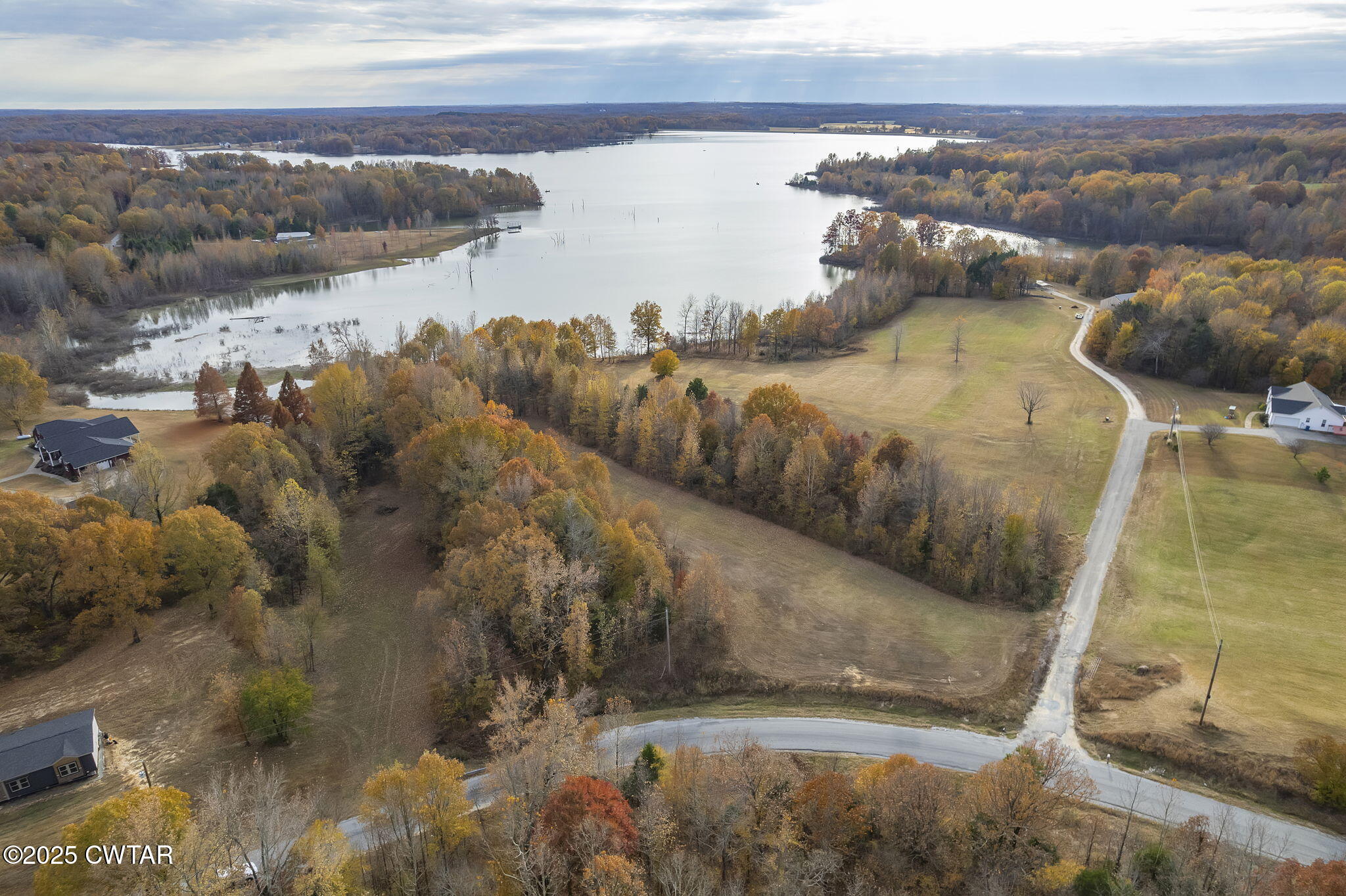 4 Vaughns Grove Road Trenton, TN 38382 - Photo 4 of 30 a view of lake