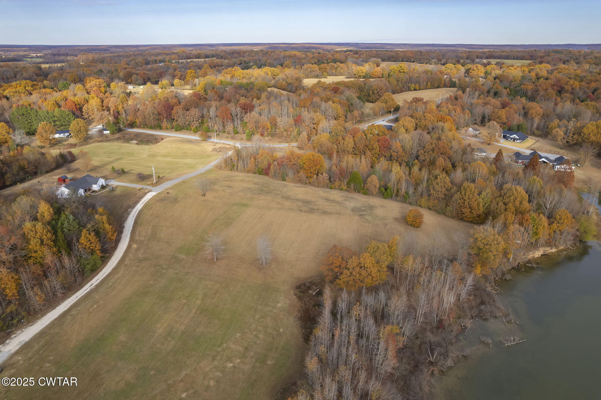 4 Vaughns Grove Road Trenton, TN 38382 - Photo 10 of 30 a view of an ocean view