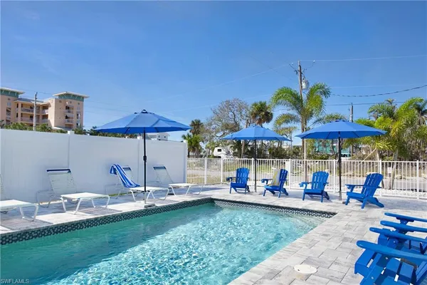 $2,050,000 | 5440 Palmetto Street, Fort Myers Beach, FL 33931