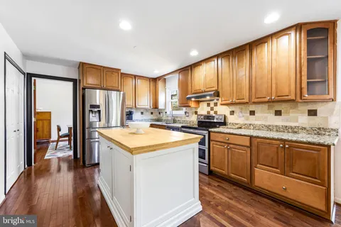 $565,000 | 132 Red Fox Circle, Glen Burnie, MD 21061