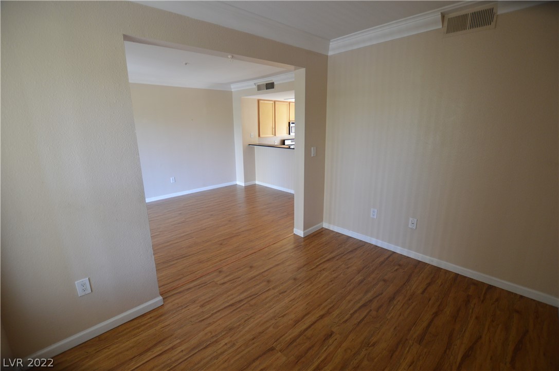 260 East Flamingo Road, Unit 328 Las Vegas, NV 89169 - Photo 8 of 50 Gallery Image 8