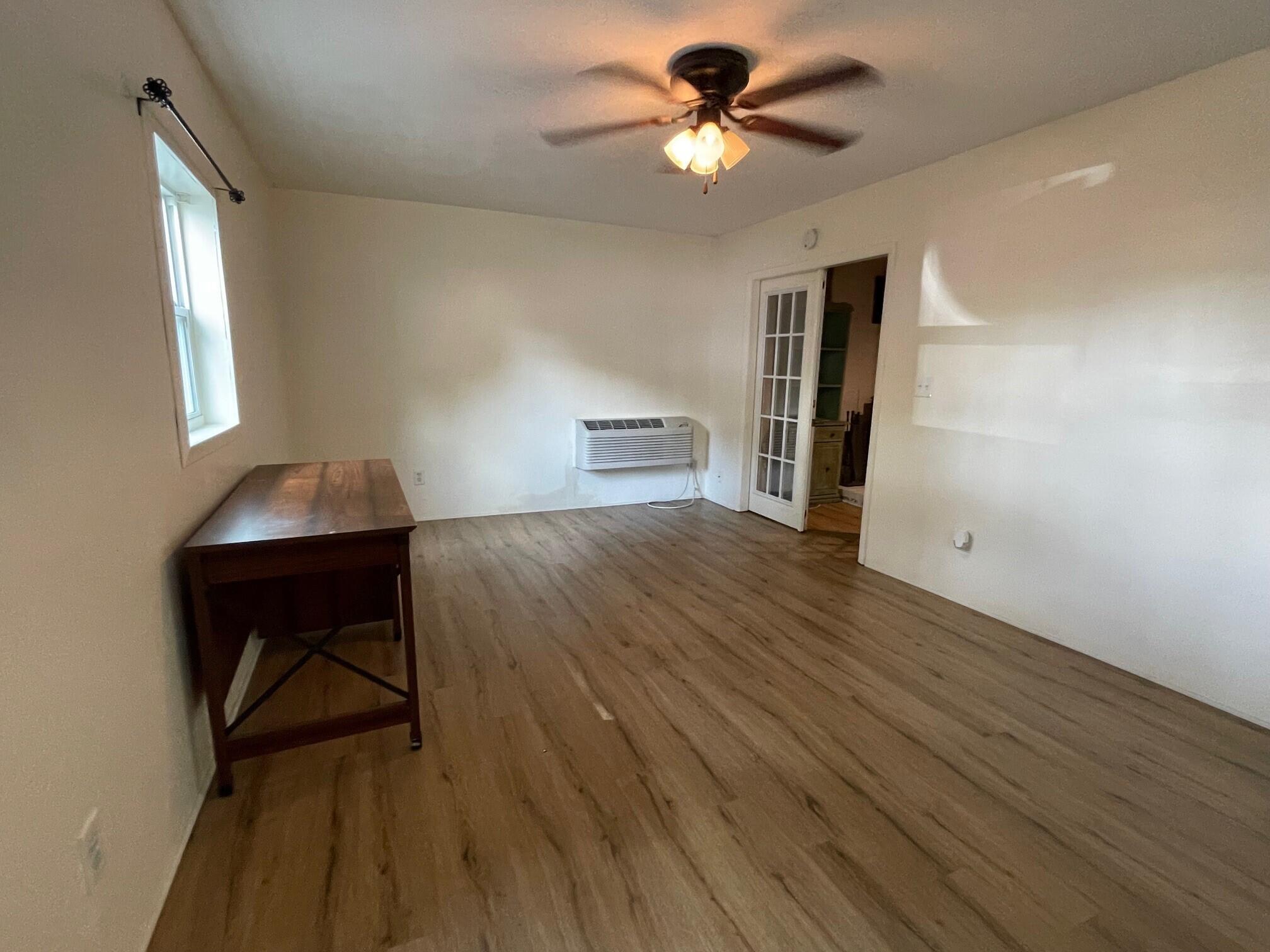 620 Kingston Road Lexington, KY 40505 - Photo 20 of 28 lower rec room/bedrrom/office