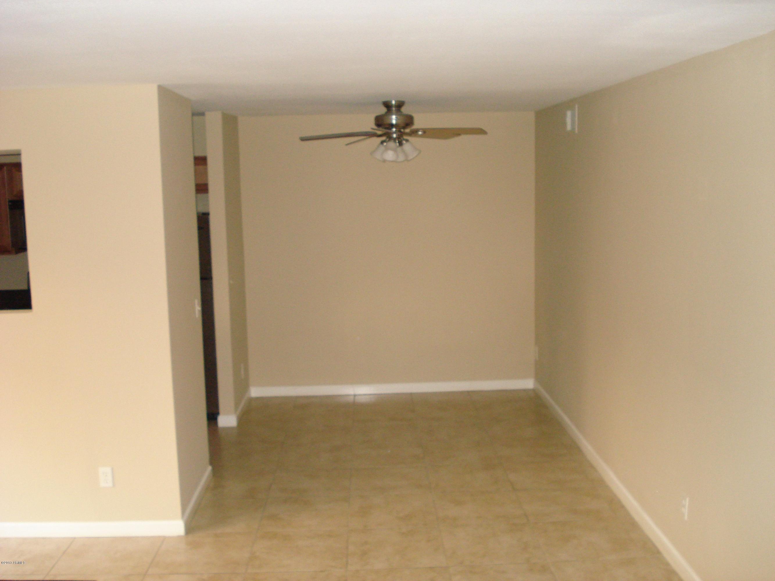 5401 East Thomas Road, Unit 1017 Phoenix, AZ 85018 - Photo 8 of 16 DSC02202