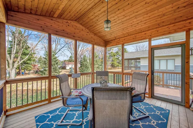 $499,900 | 2021 Goodview Avenue North, Oakdale, MN 55128