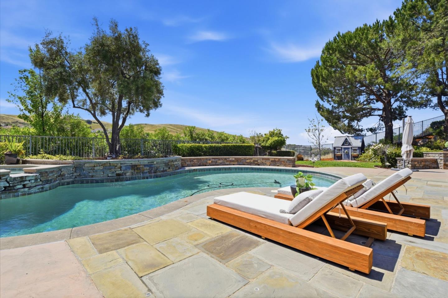 2566 Bentley Ridge Drive San Jose, CA 95138 - Photo 12 of 101