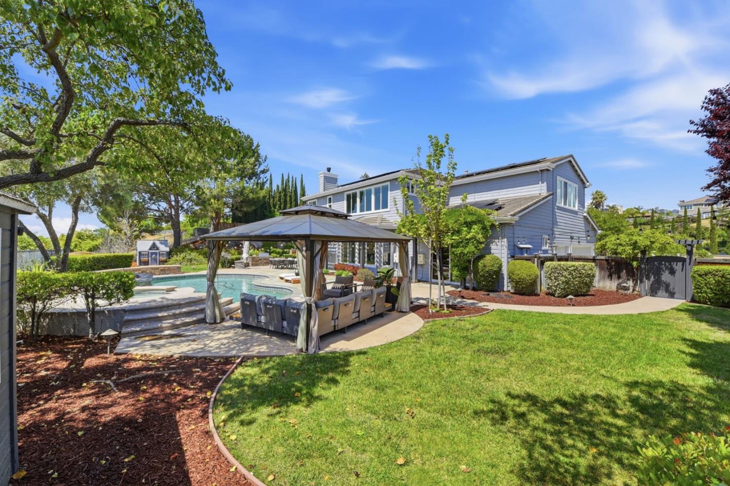 2566 Bentley Ridge Drive San Jose, CA 95138 - Photo 87 of 101 front view of a house with a yard