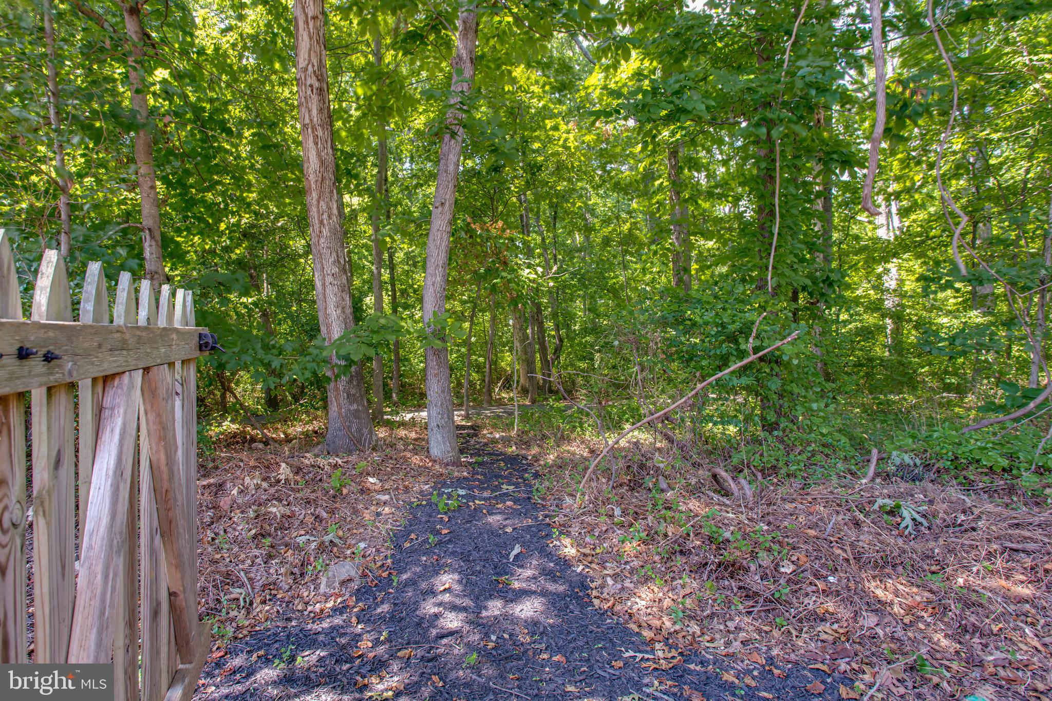 21 Ferguson Court Sterling, VA 20165 - Photo 35 of 44