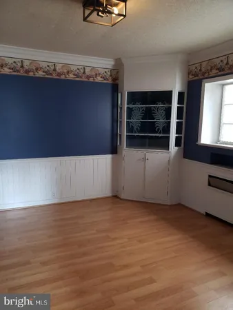 $49,000 | 502 West Girard Street, Mount Carmel, PA 17851