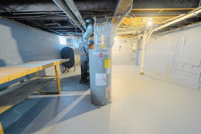 14 Walnut Street West Warwick, RI 02893 - Photo 11 of 11