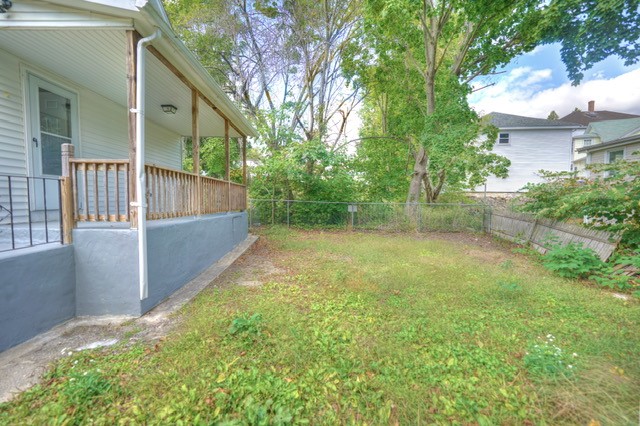 14 Walnut Street West Warwick, RI 02893 - Photo 3 of 11