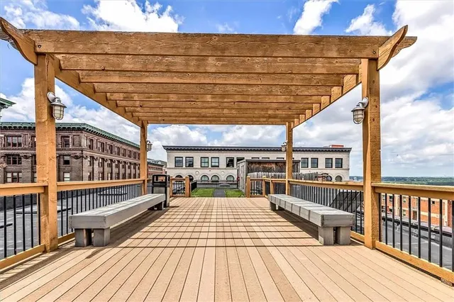 $169,000 | 308 West 8th Street, Unit 516, Kansas City, MO 64105