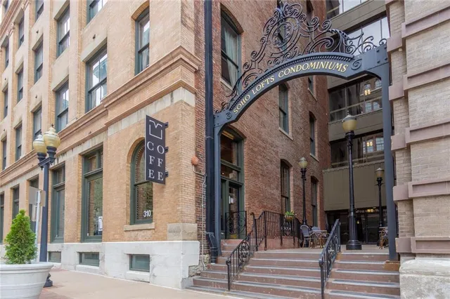$169,000 | 308 West 8th Street, Unit 516, Kansas City, MO 64105