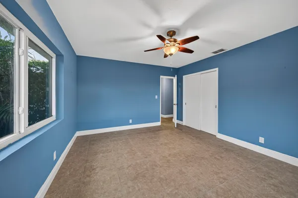 $3,700 | 2750 Southeast 3rd Street, Pompano Beach, FL 33062