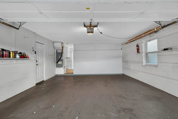 $3,700 | 2750 Southeast 3rd Street, Pompano Beach, FL 33062