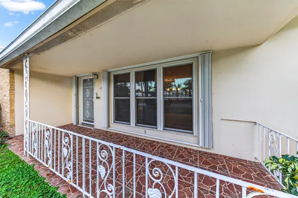 $3,700 | 2750 Southeast 3rd Street, Pompano Beach, FL 33062