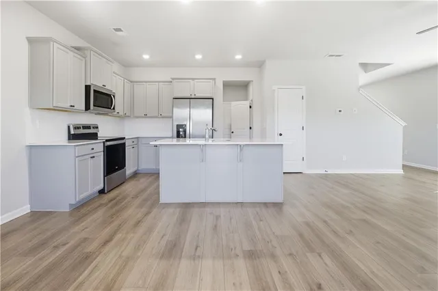 $349,900 | 11608 Winston Way, Hampton, GA 30228