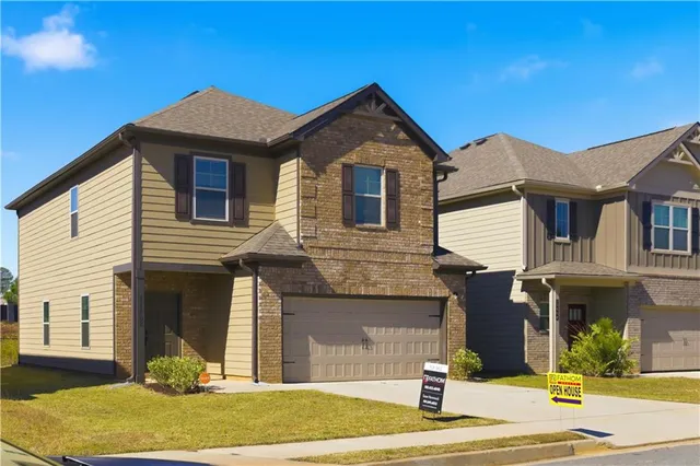 $349,900 | 11608 Winston Way, Hampton, GA 30228