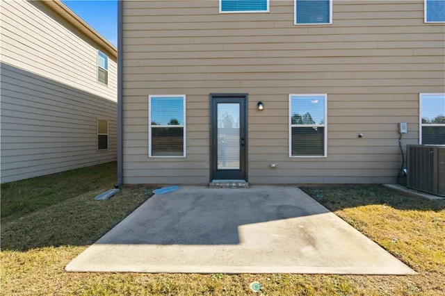 $349,900 | 11608 Winston Way, Hampton, GA 30228