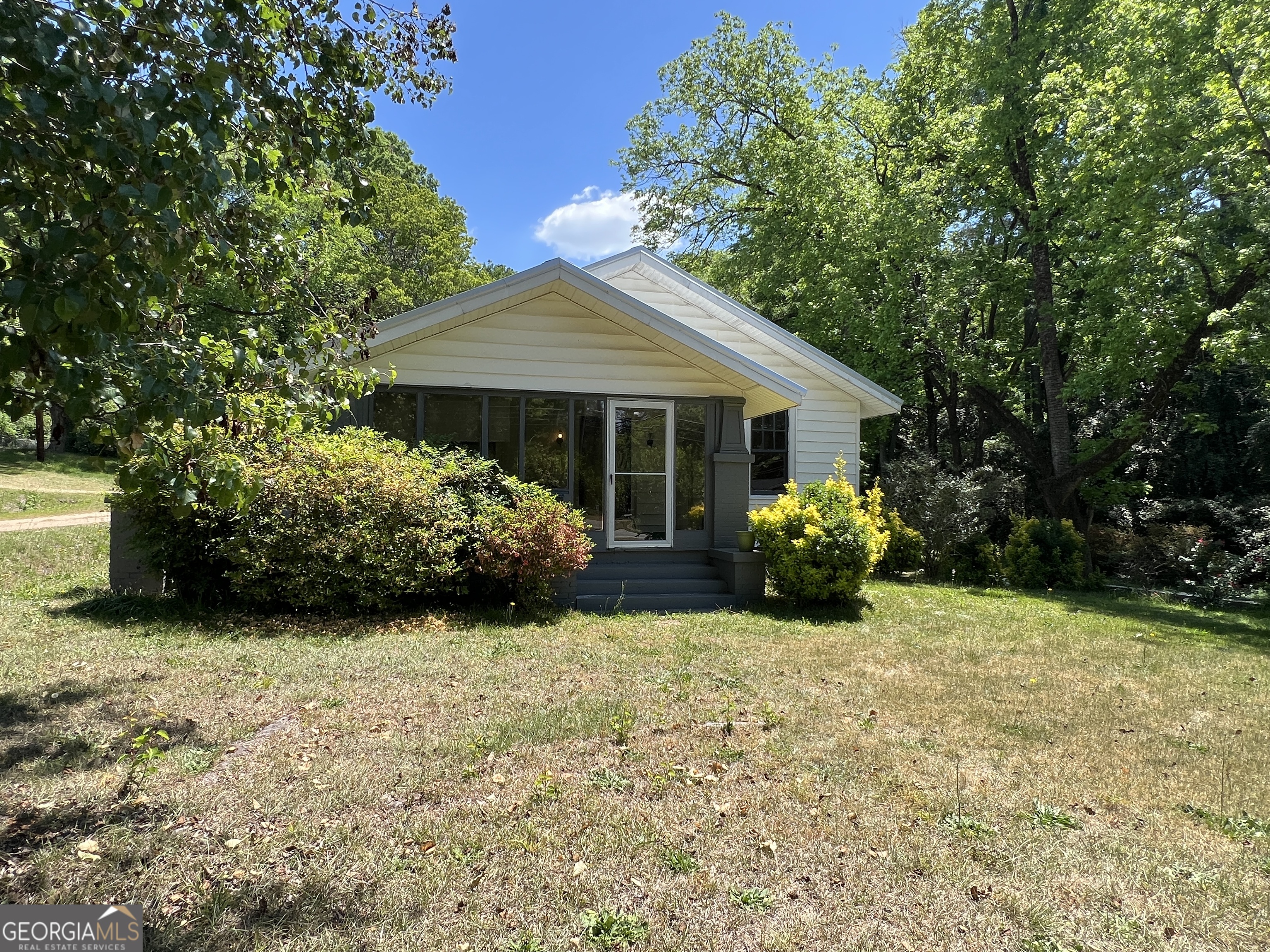 1604 Highway 29 West Point, GA 31833 - Photo 2 of 30