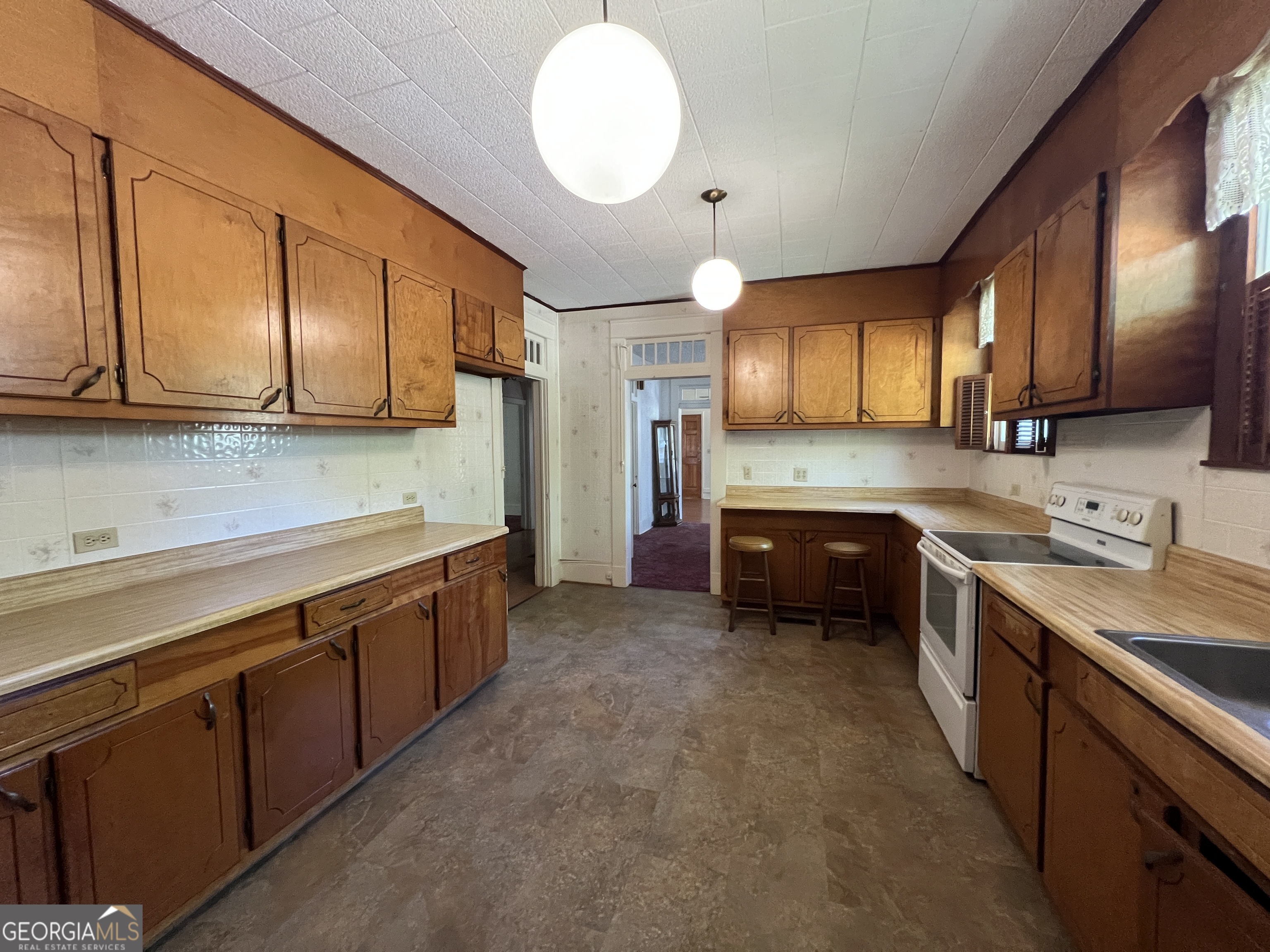 1604 Highway 29 West Point, GA 31833 - Photo 7 of 30