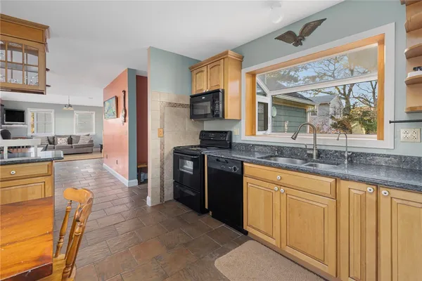 $859,000 | 130 Pequot Drive, Charlestown, RI 02813