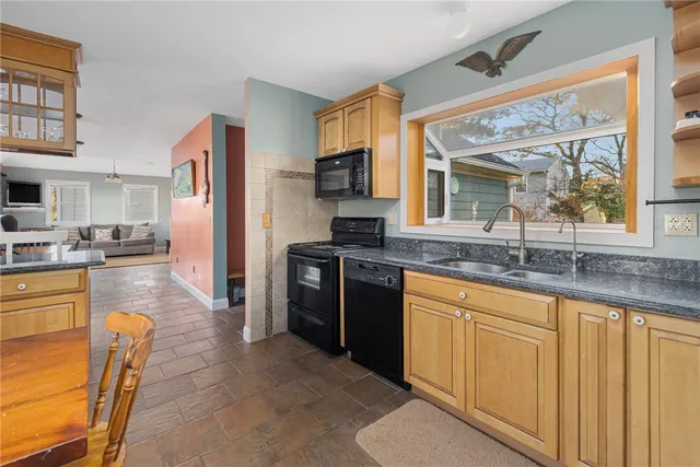 $859,000 | 130 Pequot Drive, Charlestown, RI 02813