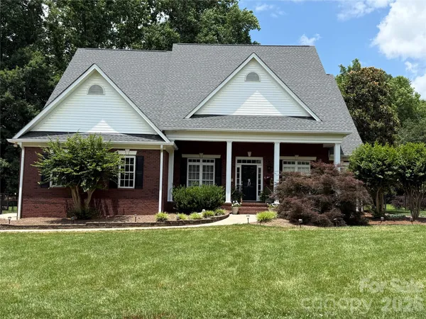 $715,000 | 932 Gristmill Drive, Rock Hill, SC 29732