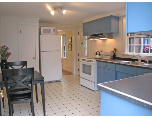 23 Pleasant View Road Arlington, MA 02476 - Photo 5 of 18 Gallery Image 5