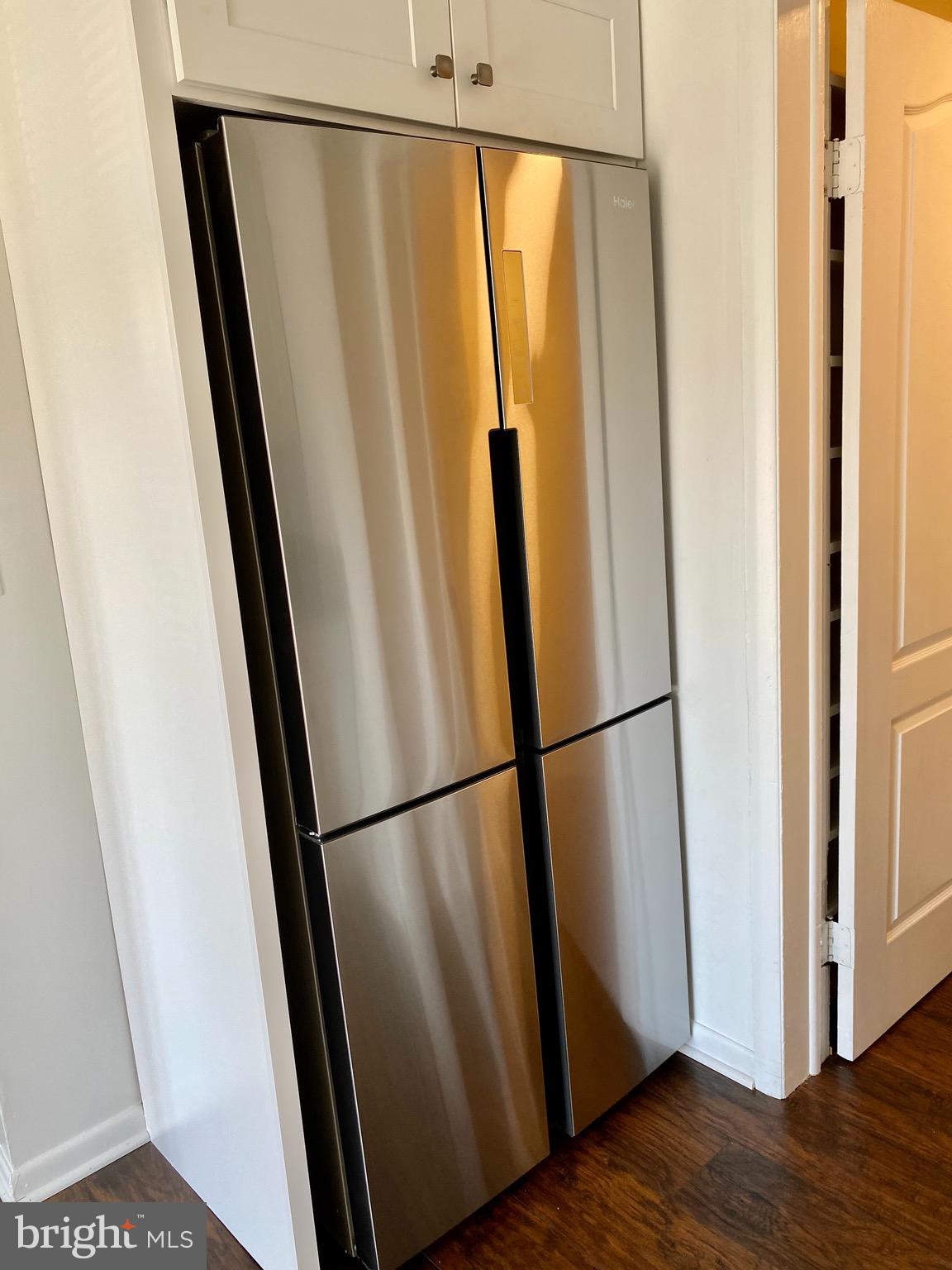 5705 Utrecht Road Baltimore, MD 21206 - Photo 4 of 34 Stainless steel refrigerator.